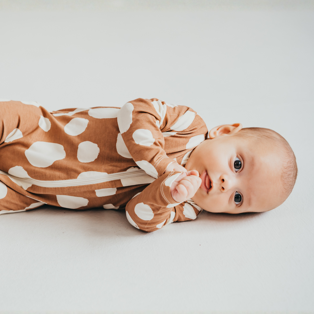 Dressing a newborn in September, tips for the first month of autumn   LiaaBebe